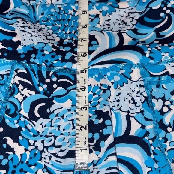 Lilly Pulitzer NEW South Beach High Rise Short Size Small Resort White Mermazing - Picture 13 of 14